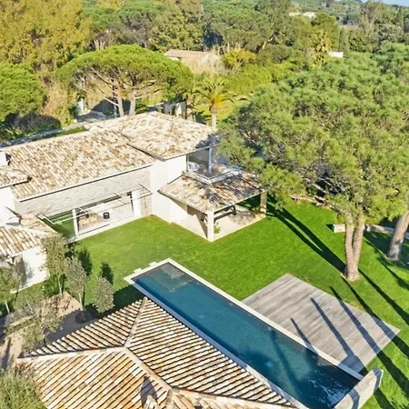 De Luxe Canisses Vila Saint Tropez