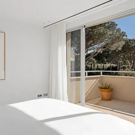 De Luxe Canisses Vila Saint Tropez
