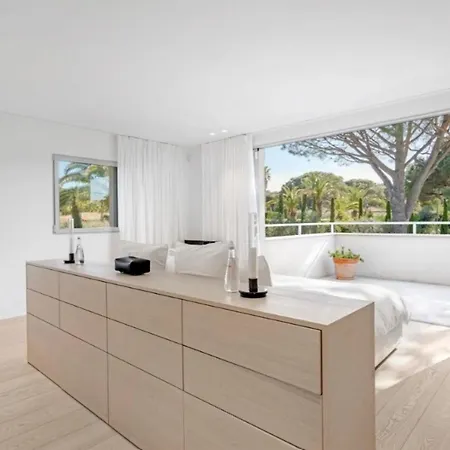 De Luxe Canisses Saint Tropez