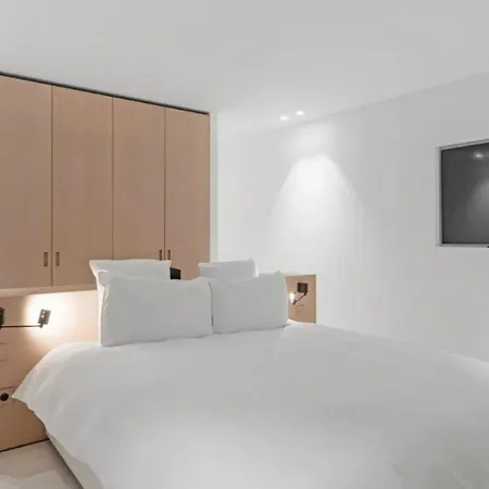 Vila De Luxe Canisses *